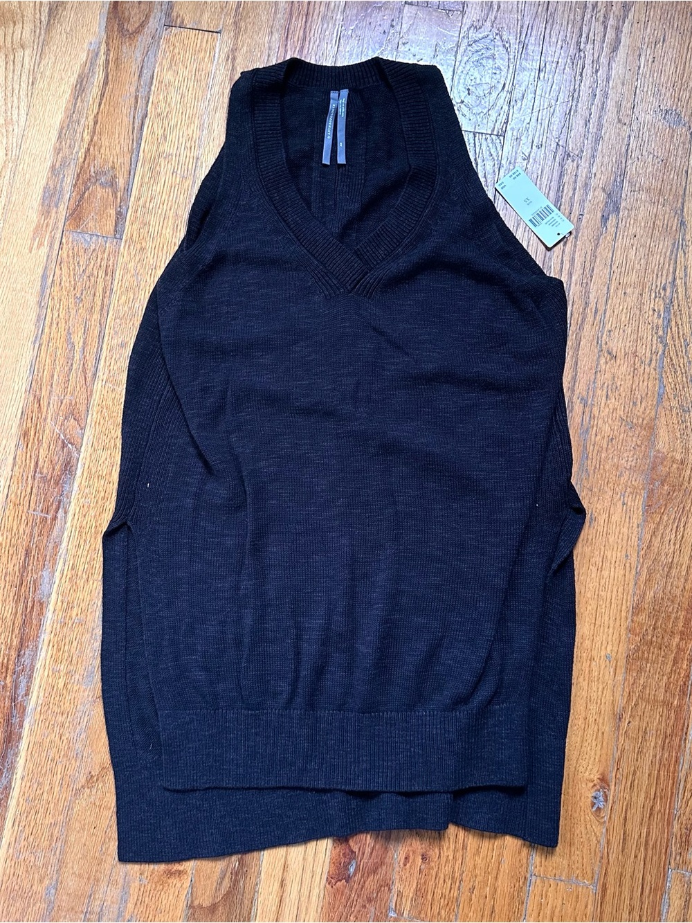 Anthropologie Sleeveless Black V-Neck Sweater Tunic